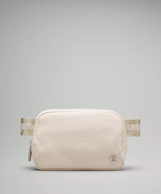 lululemon Everywhere Belt Bag 1L White Opal Raw Linen White - Unisex